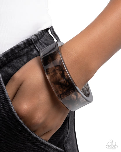 Reflective Runway - black - Paparazzi bracelet