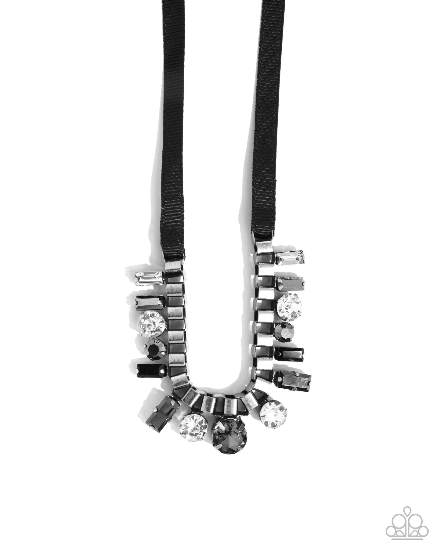 Ribbon Reveal - silver - Paparazzi necklace