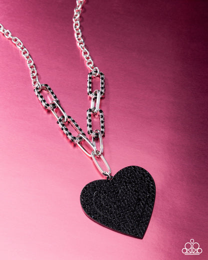 Roadside Romance - black - Paparazzi necklace