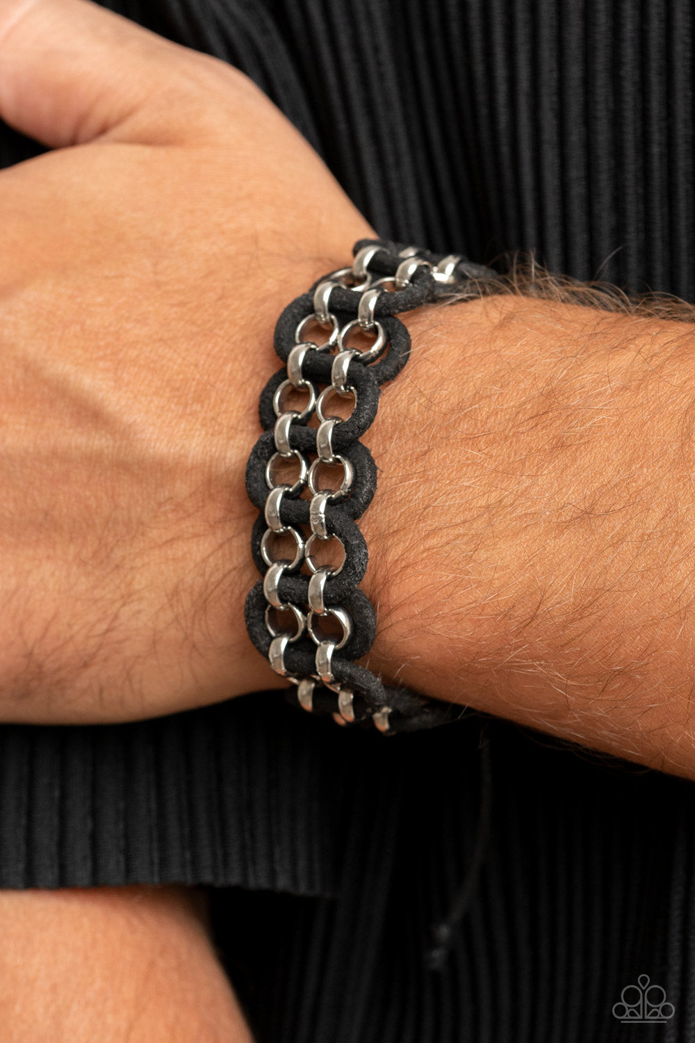 Roaming Rover - black - Paparazzi MENS bracelet