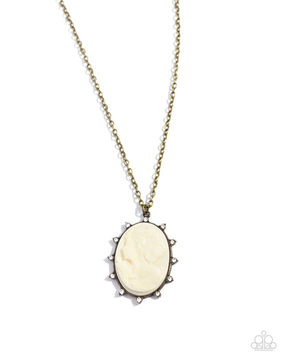 Romantic Artistry - brass - Paparazzi necklace