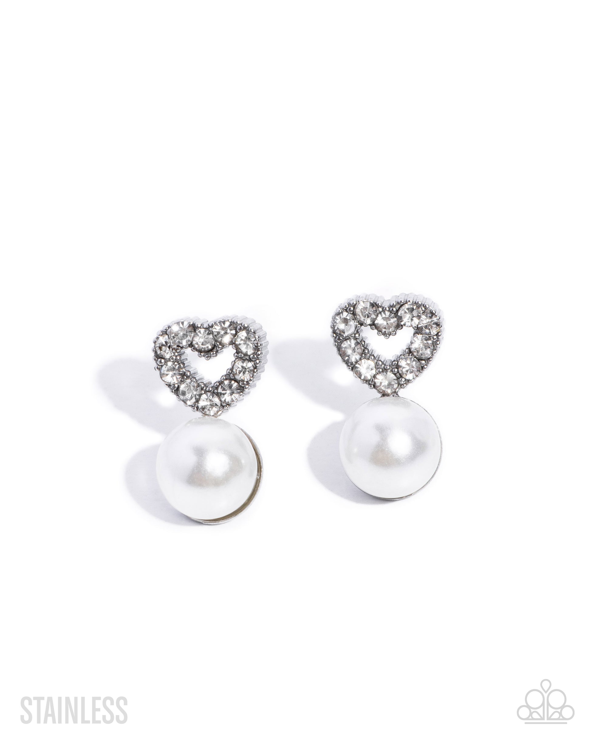 Romantic Interlude - white - Paparazzi earrings