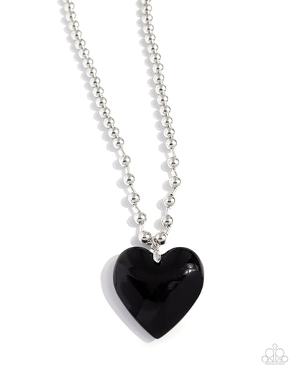 Romantic Residence - black - Paparazzi necklace