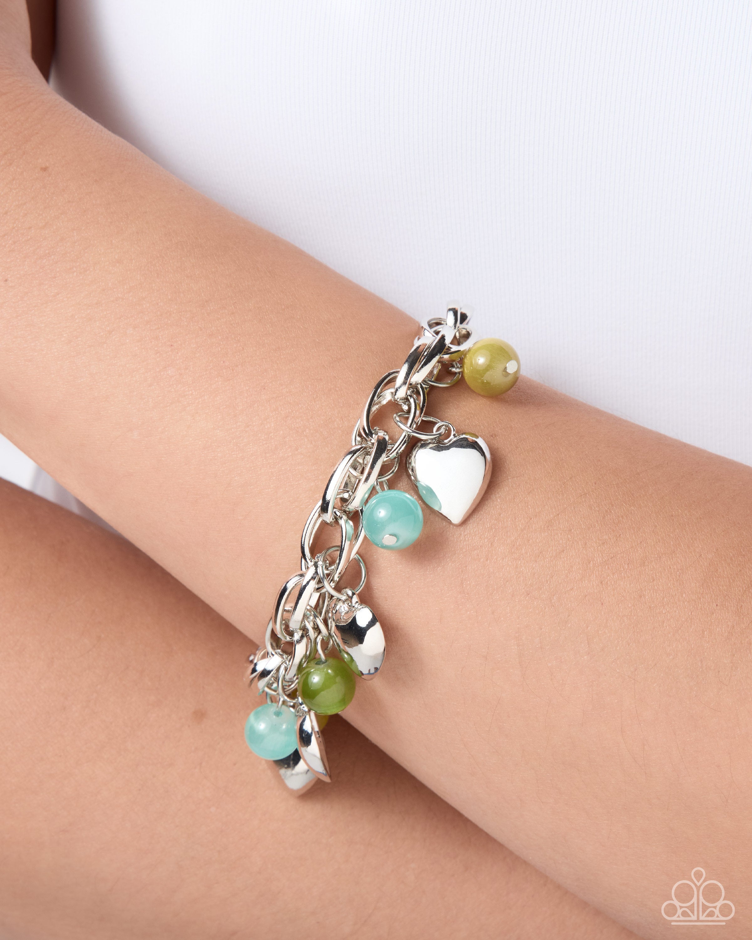 Romantic Revolution - green - Paparazzi bracelet – JewelryBlingThing