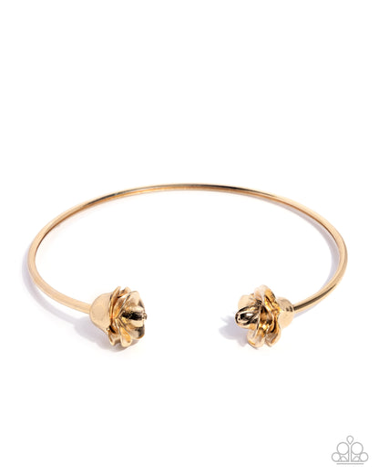 Rosy Radius - gold - Paparazzi necklace