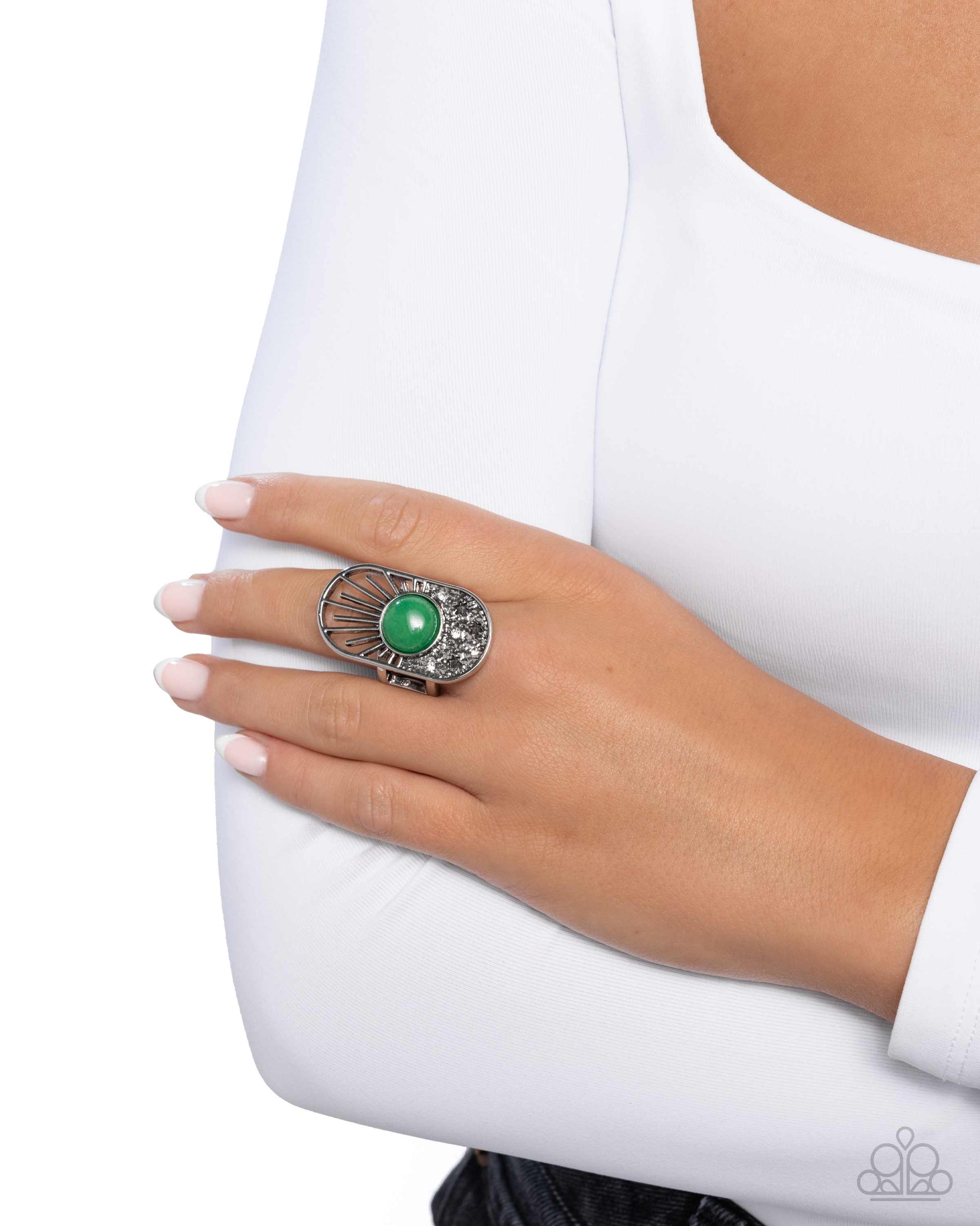 Runway Reveal - green - Paparazzi ring