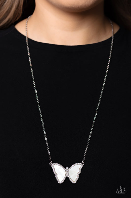 SHELL-bound - white - Paparazzi necklace