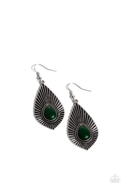 SOUL-ar Flare - green - Paparazzi earrings