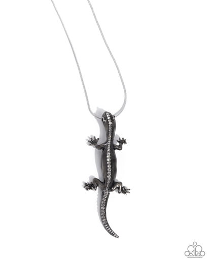 Salamander Statement - black - Paparazzi necklace