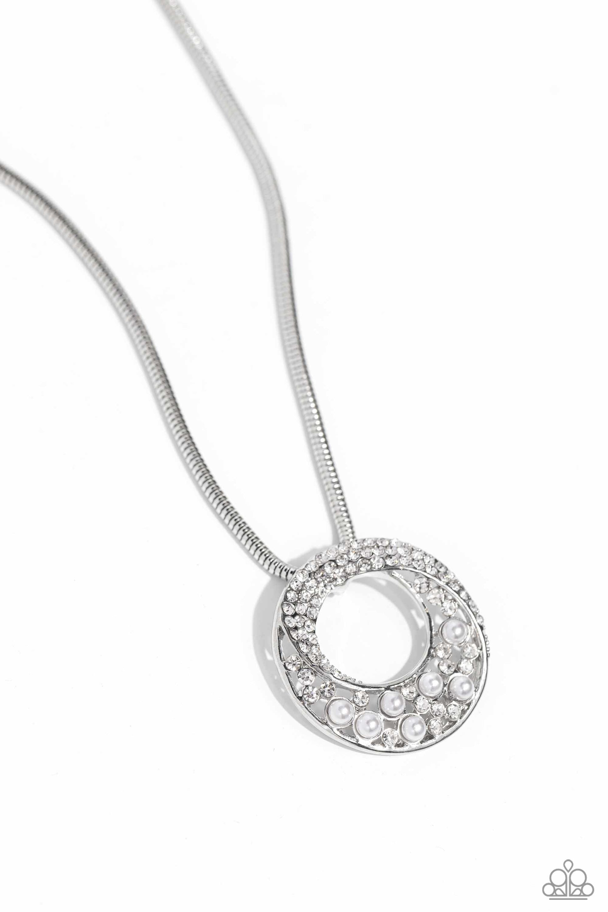 Scintillating Spiral - white - Paparazzi necklace