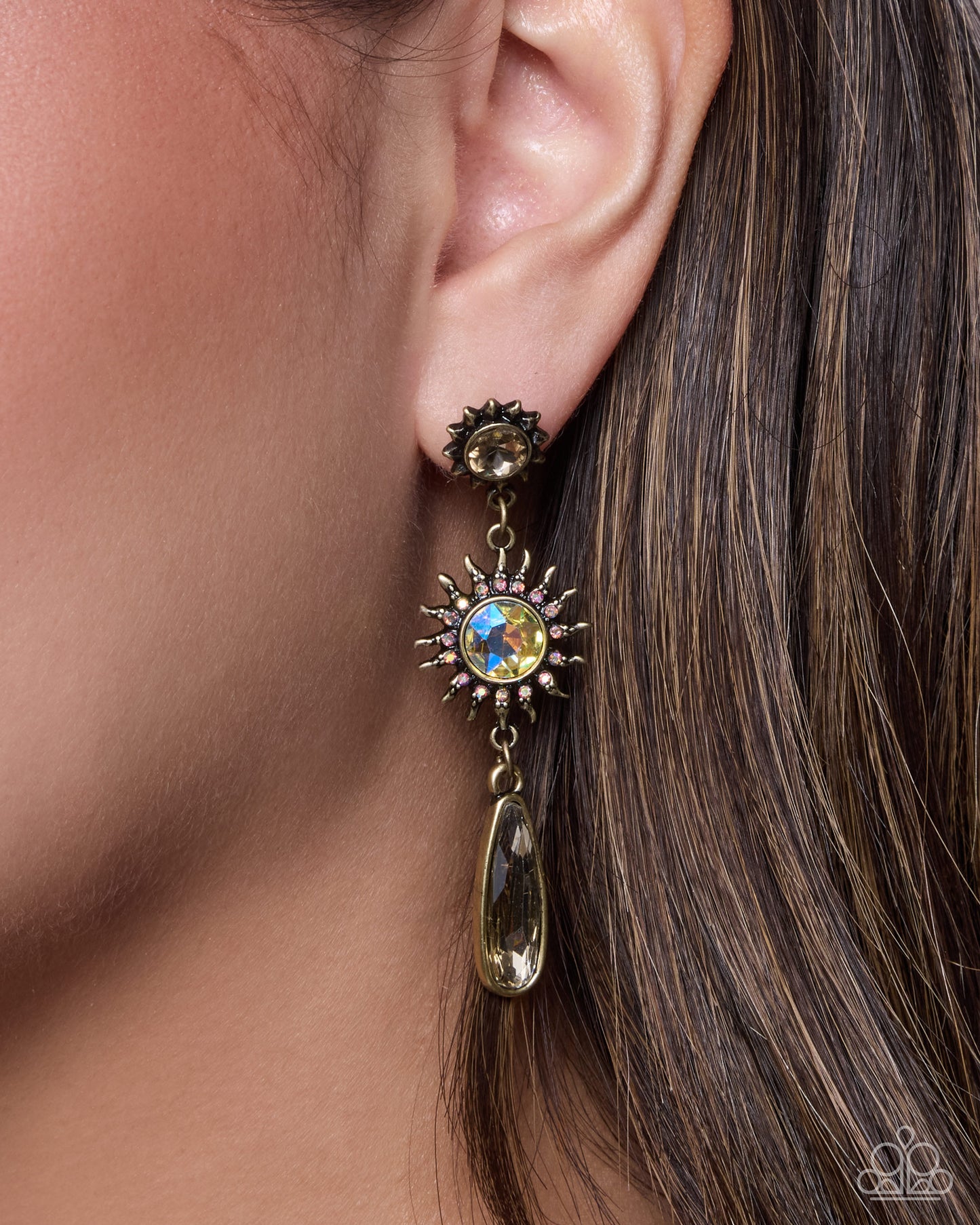 Screaming Sonoran - brass - Paparazzi earrings