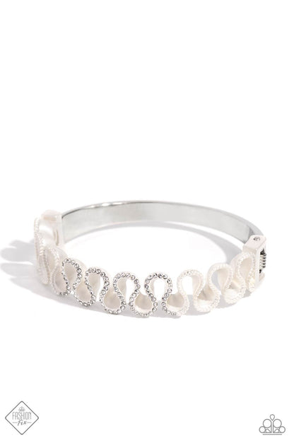 Scrunched Surety - white - Paparazzi bracelet