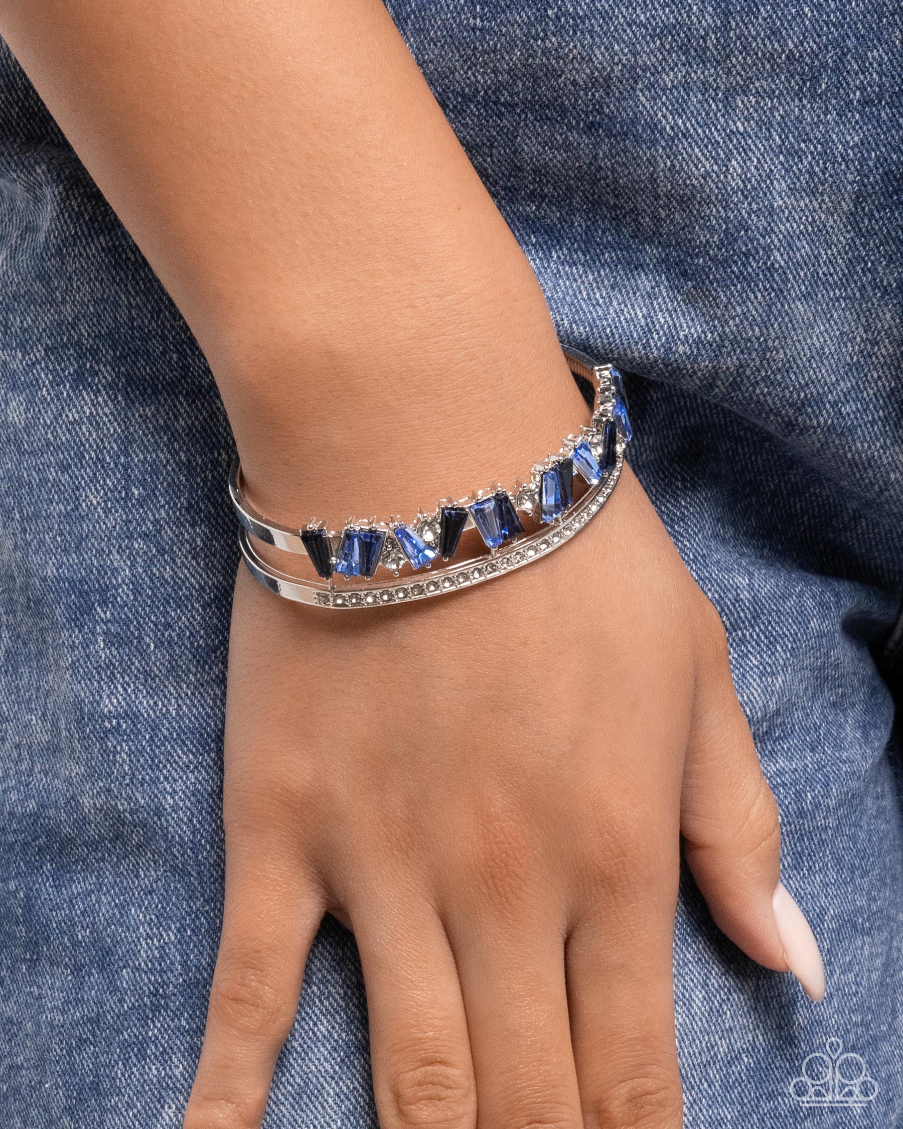 Sculpted Splendor - blue - Paparazzi bracelet