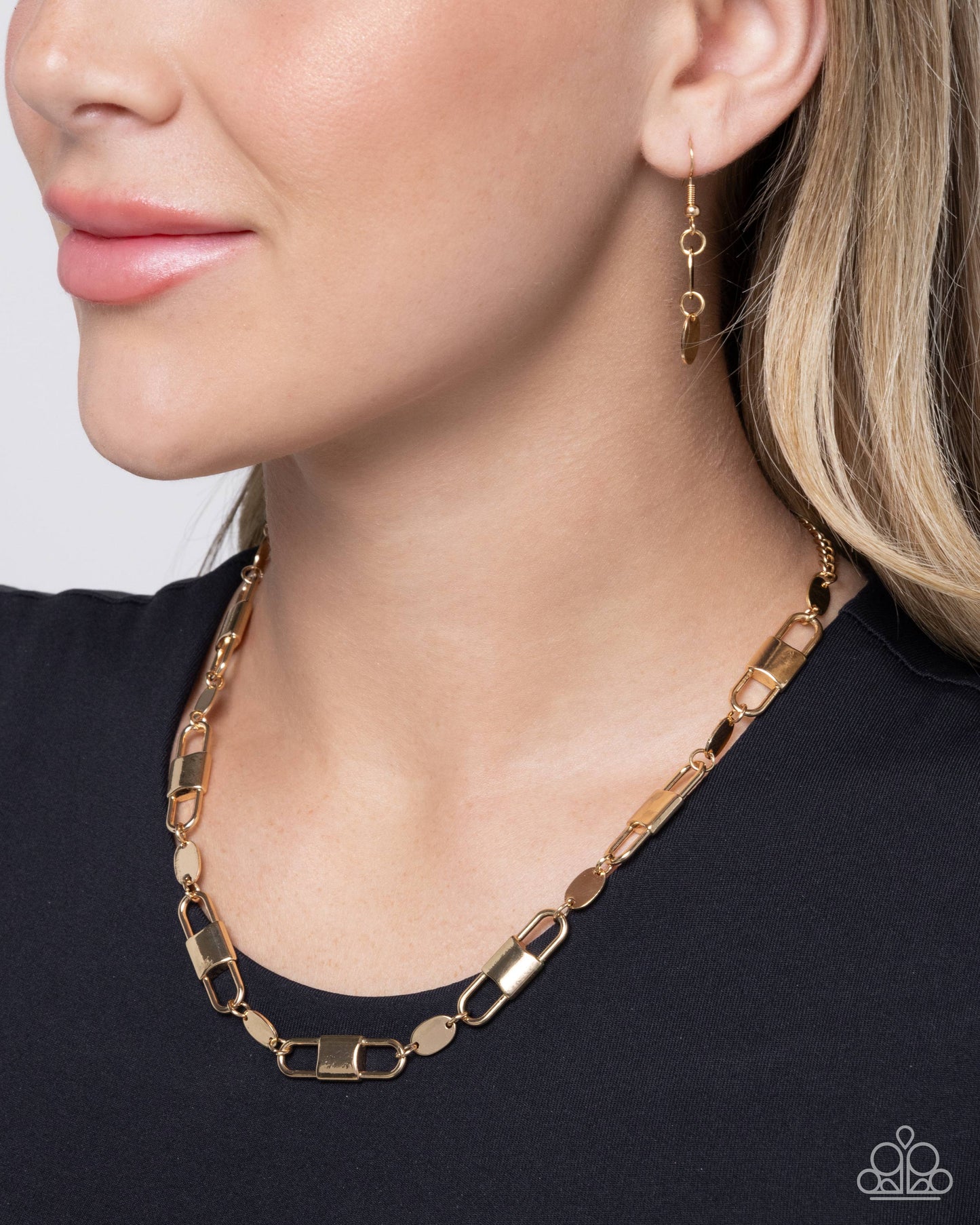 Seamless Sunset - gold - Paparazzi necklace