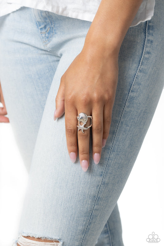 Seashell Showcase - silver - Paparazzi ring