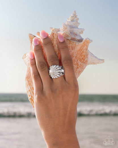 Seashell Side - white - Paparazzi ring