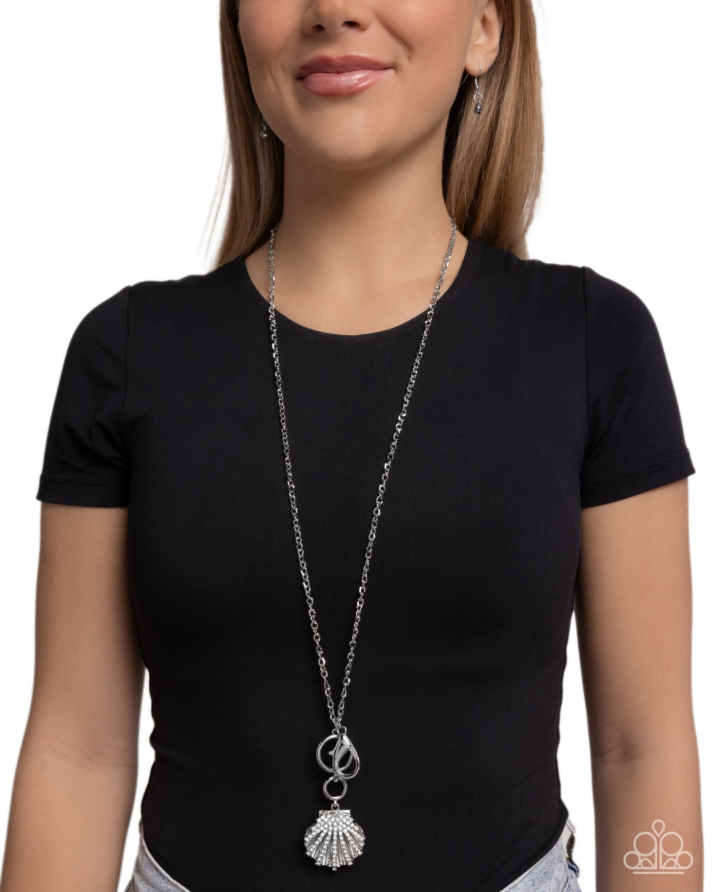 Seashell Socialite - white - Paparazzi LANYARD necklace