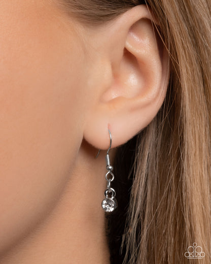 Seashell Socialite - white - Paparazzi LANYARD necklace