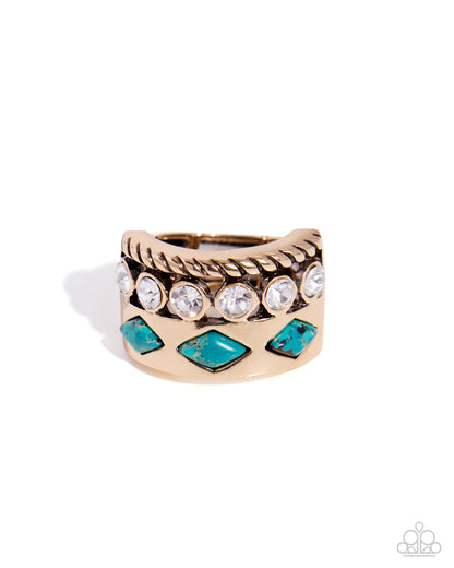 Seasonal Statement - green - Paparazzi ring