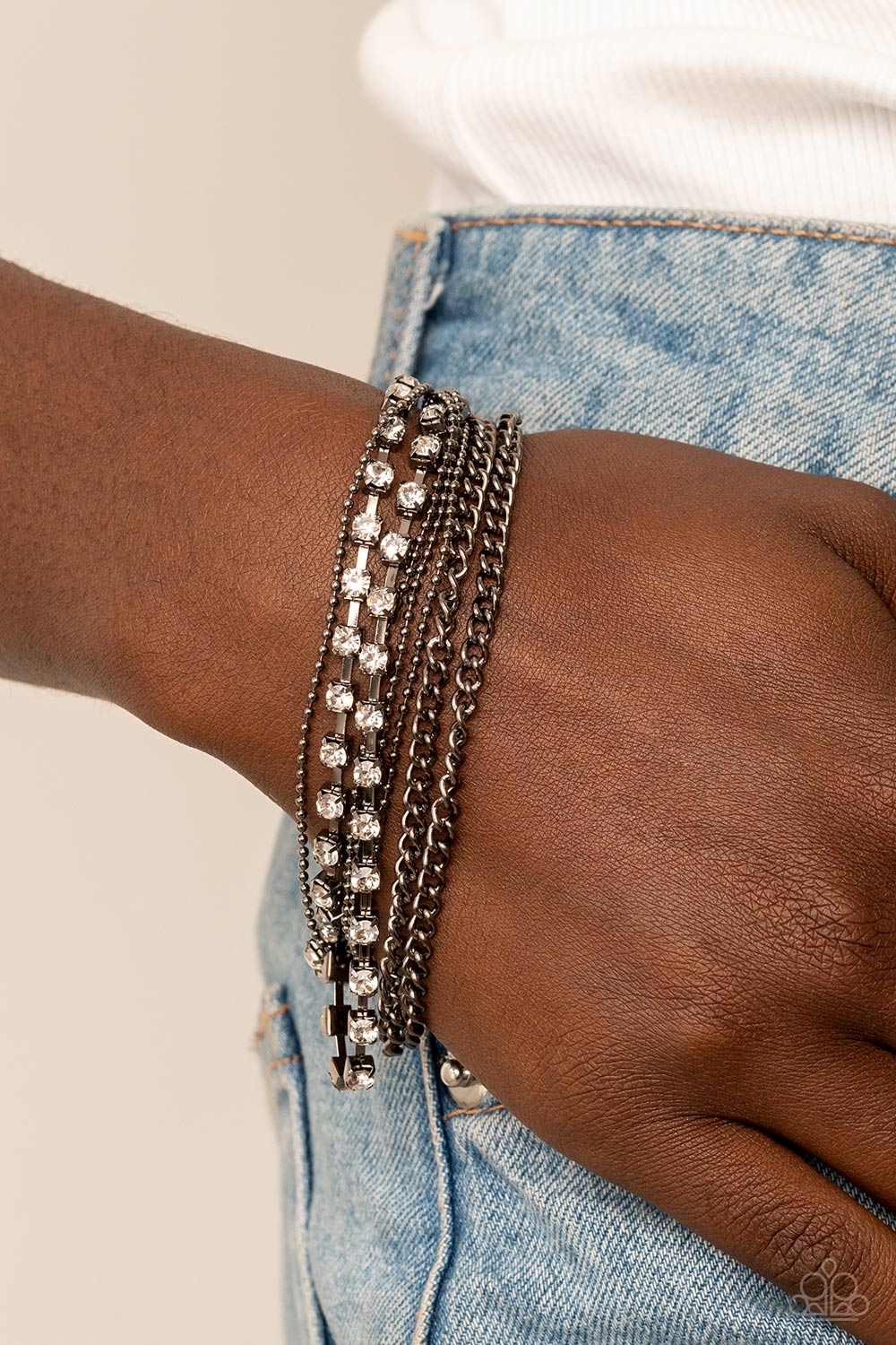 Secretly Sassy - black - Paparazzi bracelet