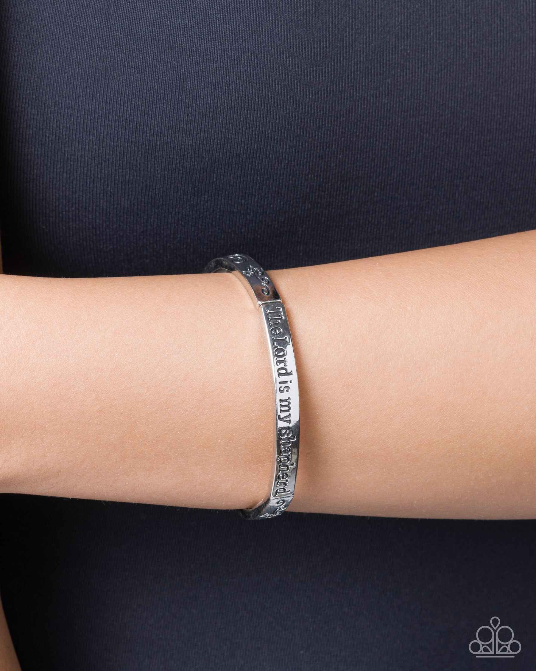 Secure Shepherd - silver - Paparazzi bracelet