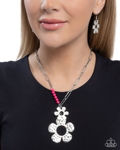 Seeing FLORAL - pink - Paparazzi necklace