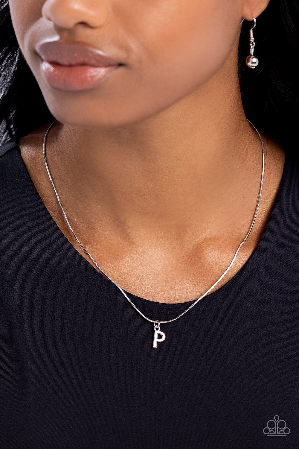 Seize the Initial - silver - P - Paparazzi necklace