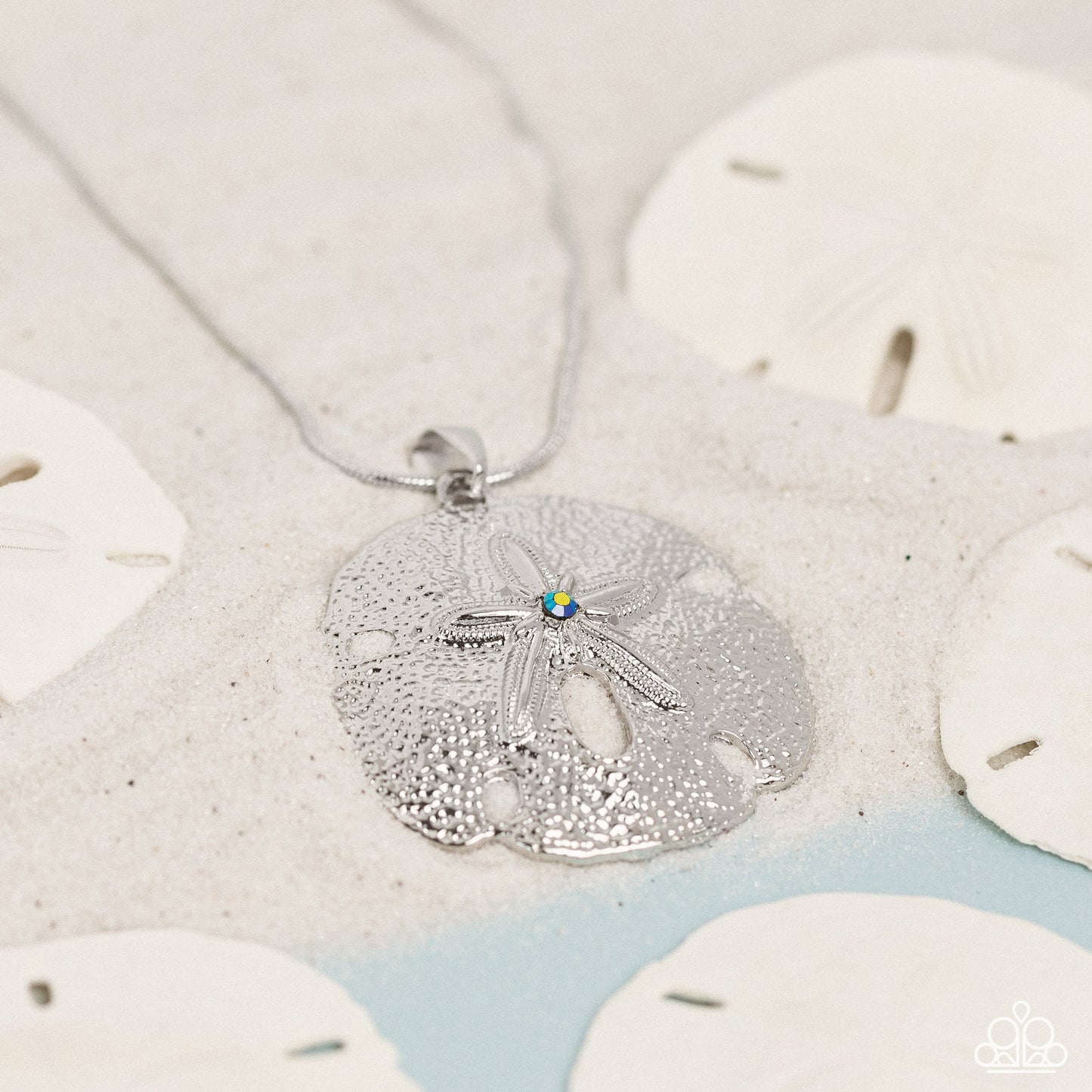 Seize the Sand Dollar - green - Paparazzi necklace