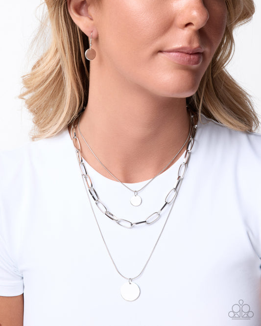 Seize the Status - silver - Paparazzi necklace