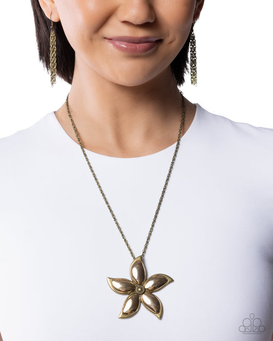 Sensational Sheen - brass - Paparazzi necklace