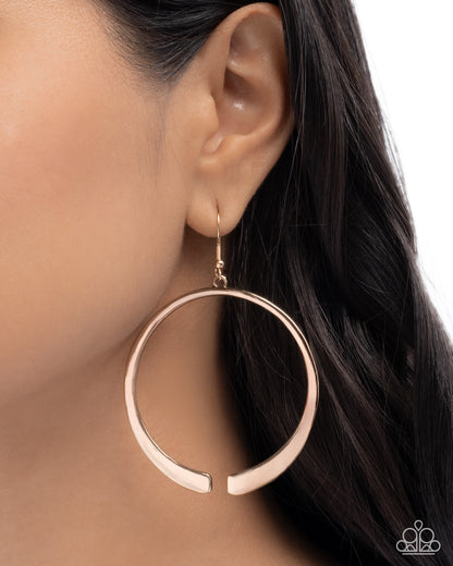 Separated Showcase - gold - Paparazzi earrings