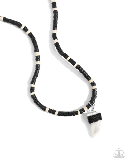 Shark Tooth Statement - black - Paparazzi MENS necklace