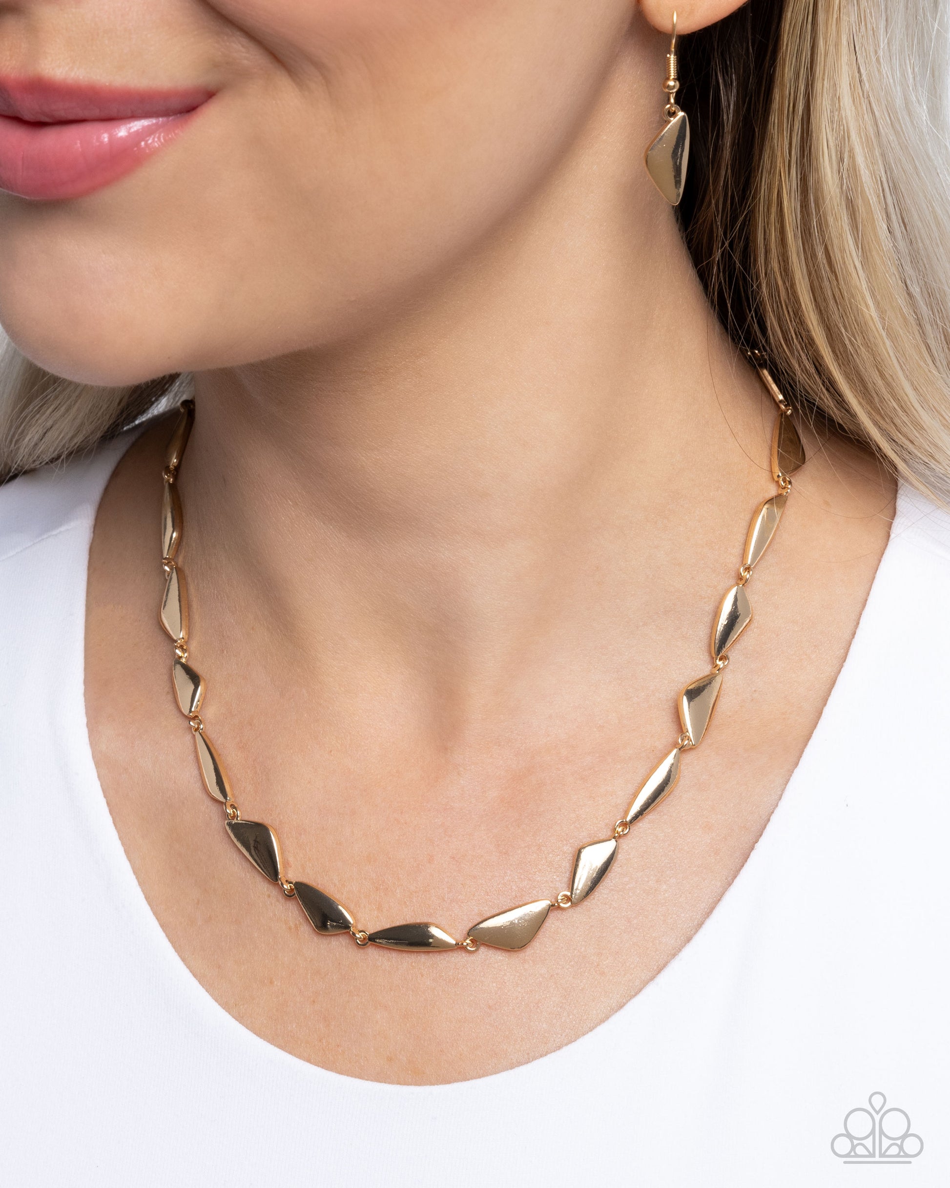 Sharp Soliloquy - gold - Paparazzi necklace