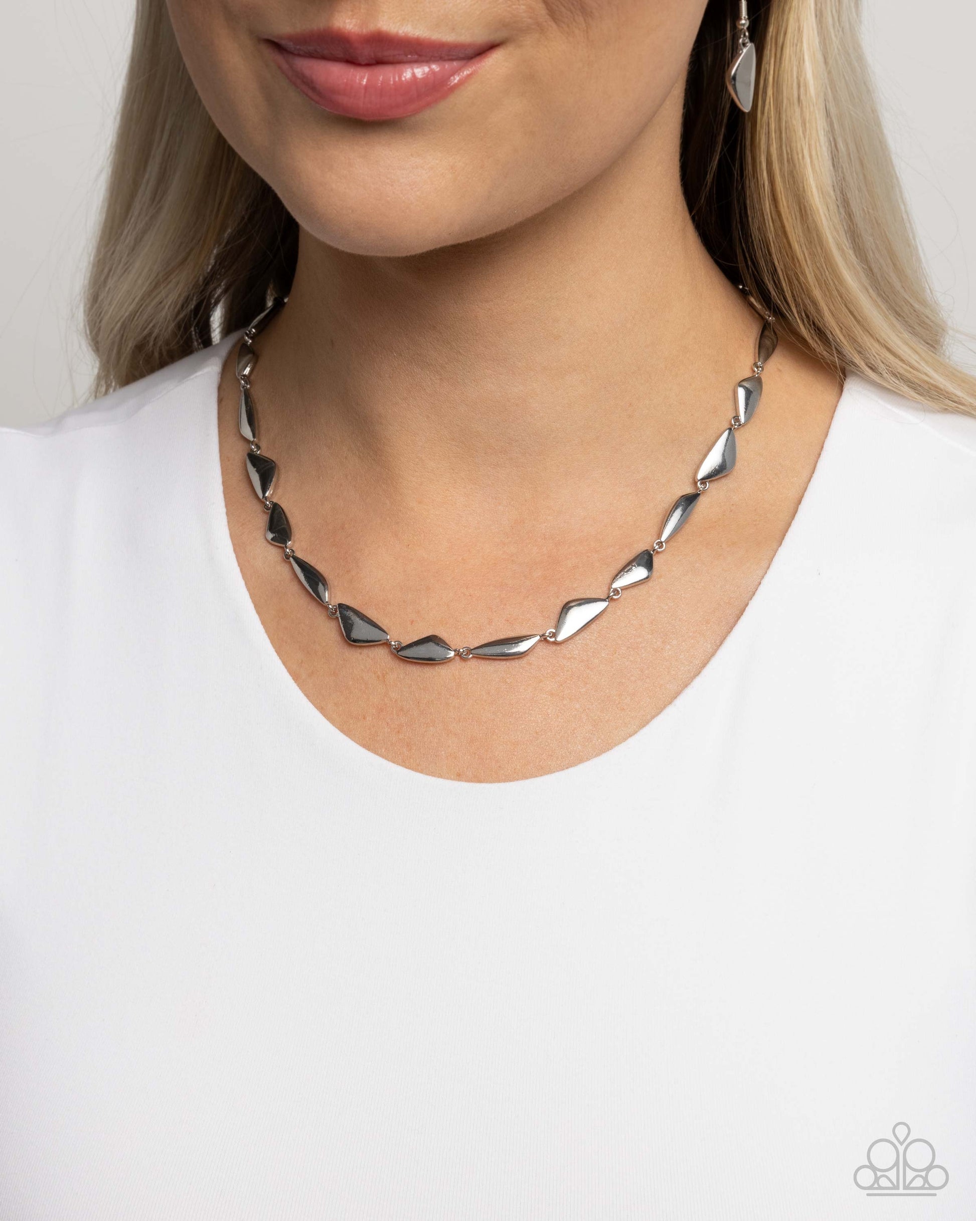 Sharp Soliloquy - silver - Paparazzi necklace