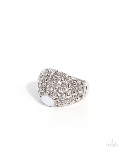 Shell Surrender - white - Paparazzi ring