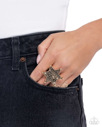 Sheriffs Star - gold - Paparazzi ring
