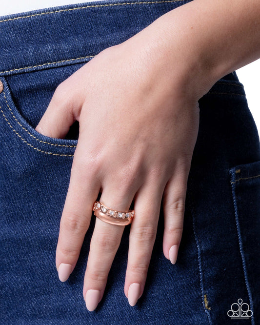 Shimmer Squared - rose gold - Paparazzi ring