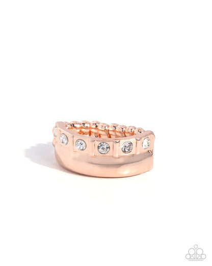 Shimmer Squared - rose gold - Paparazzi ring
