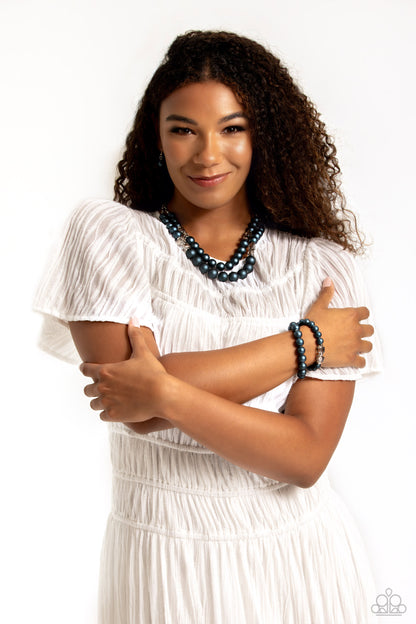 Shopaholic Season - blue - Paparazzi necklace