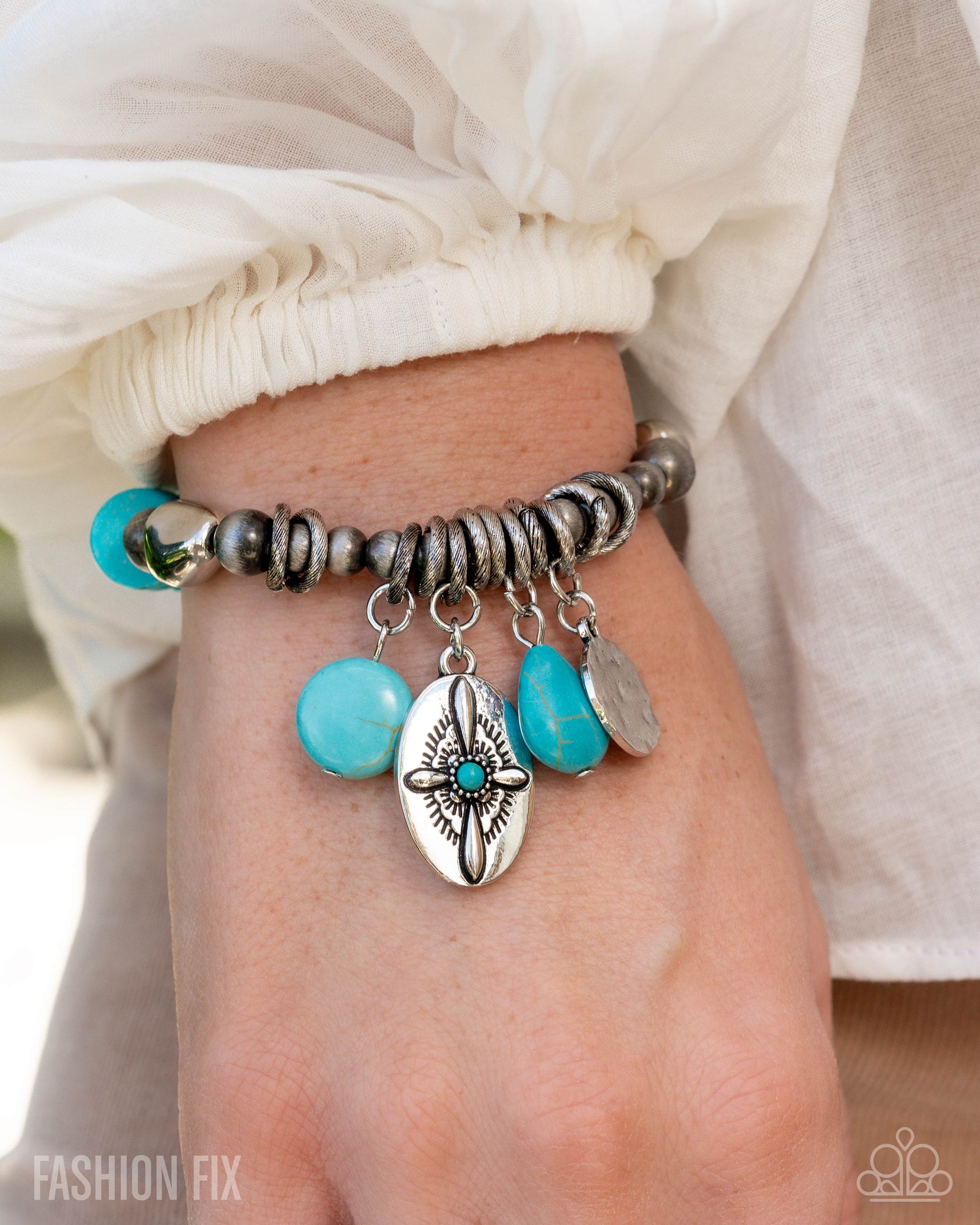 Simply Santa Fe Complete Trend Blend - June 2025 - Paparazzi Accessories Trend Blend