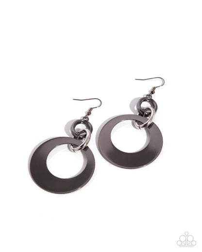 Simply Serious - black - Paparazzi earrings