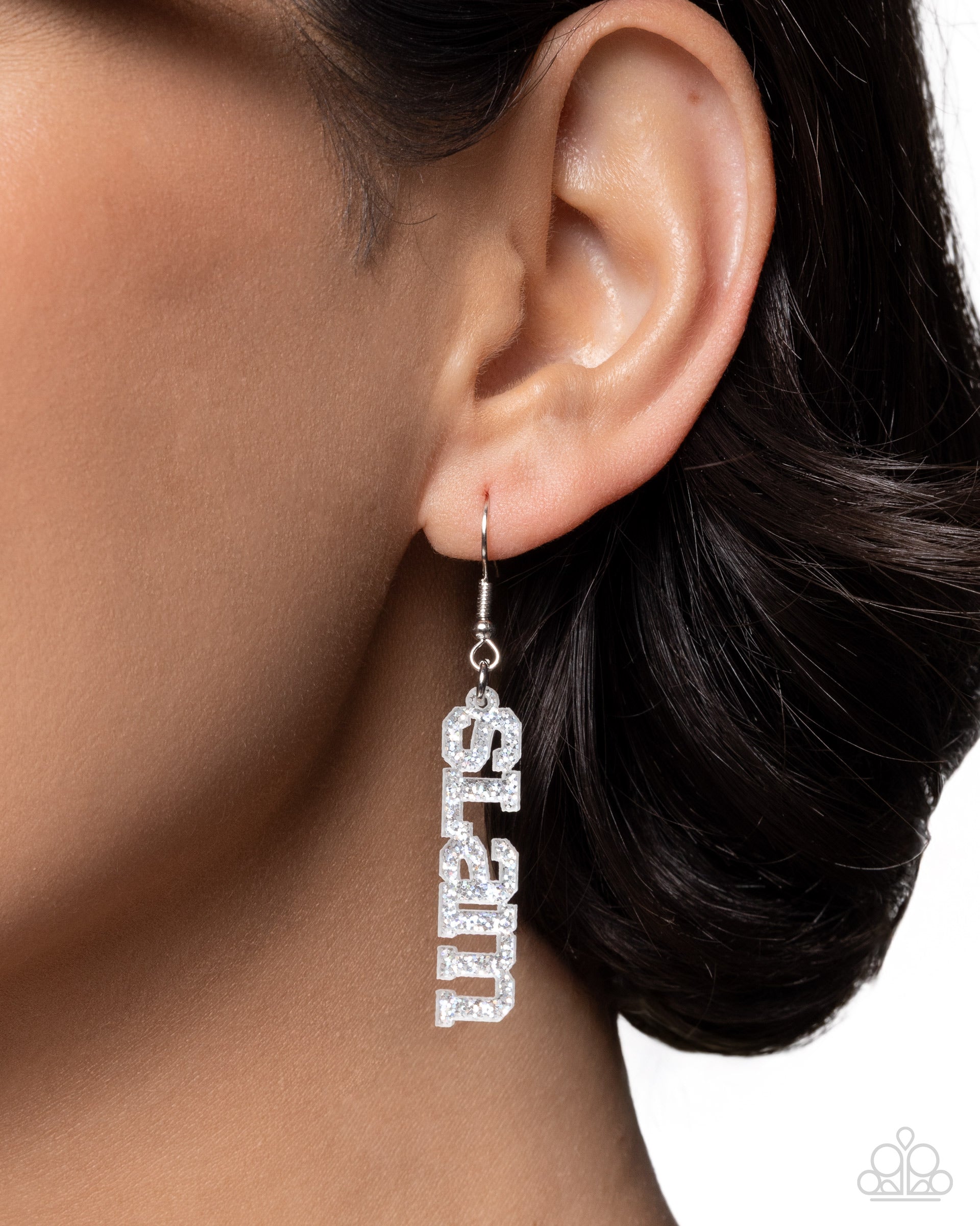Slam Dunk Statement - silver - Paparazzi earrings