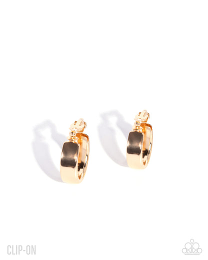 Sleek Spell - gold - Paparazzi CLIP ON earrings