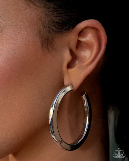 Sleek Spotlight - silver - Paparazzi earrings