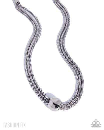 Sleek Study - silver - Paparazzi necklace