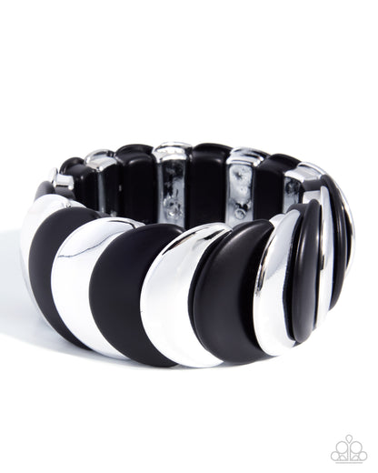 Sleek Surprise - black - Paparazzi bracelet