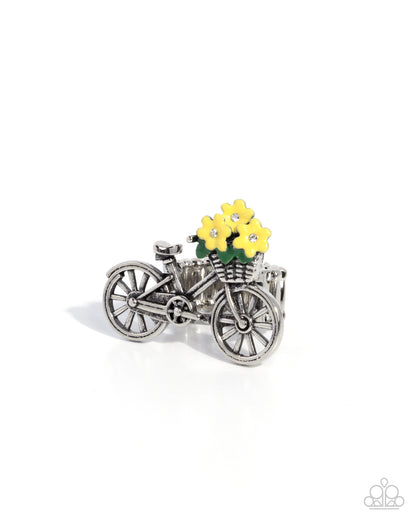 Small Town Vibe - yellow - Paparazzi ring