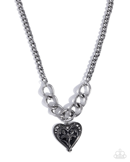 Smitten Scope - black - Paparazzi necklace