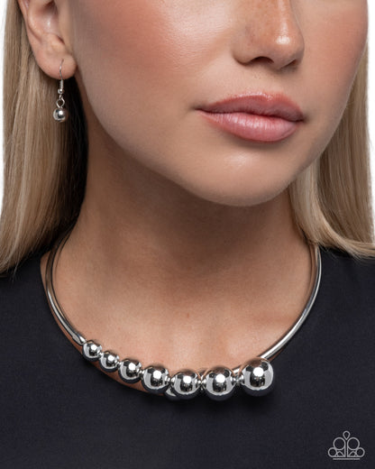 Smoldering Showcase - silver - Paparazzi necklace