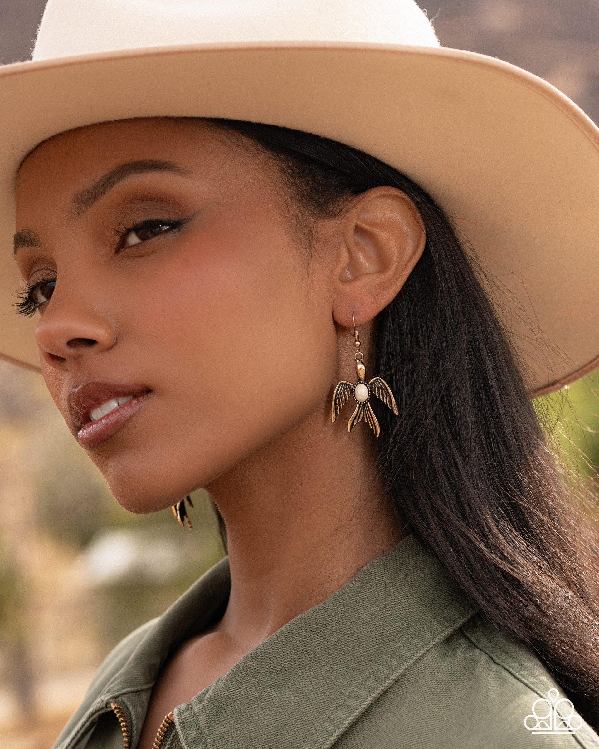 Soaring Stones - white - Paparazzi earrings